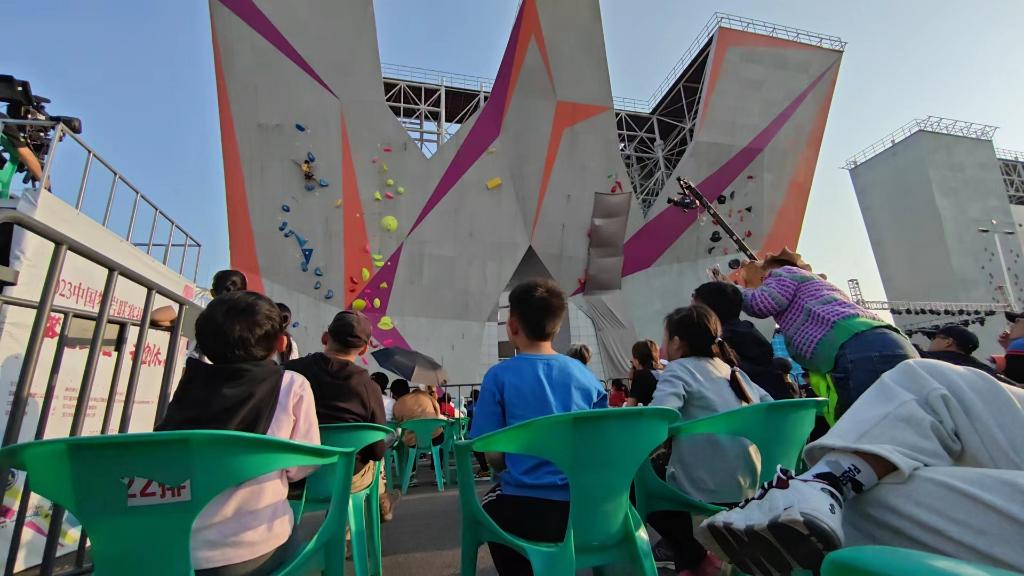 一块攀岩场地如何成为城市新地标？(图5)