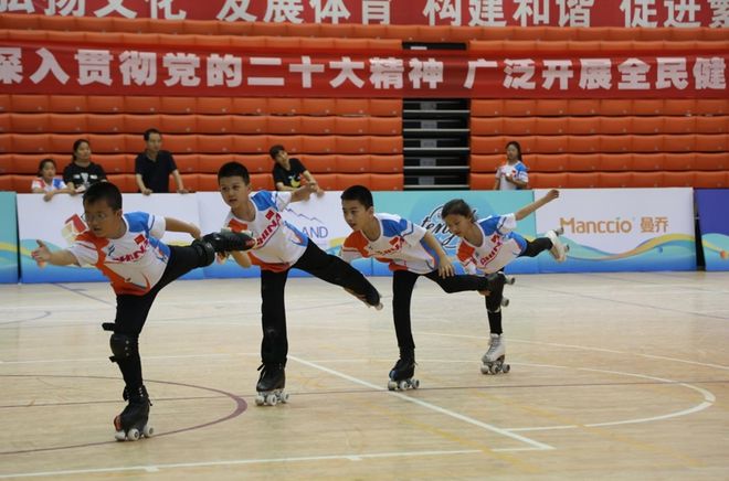 阎良再迎轮滑盛会2024年中国轮滑（花样）公开赛（西安站）今日开赛(图2)