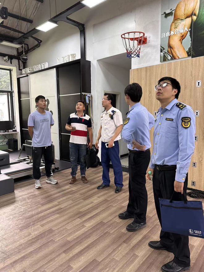 健身场馆联合检查他们筑牢体育行业安全底线(图2)