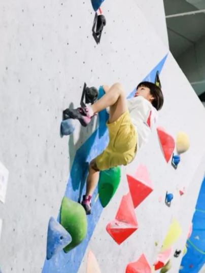 攀“岩”少年飞“岩”走壁！2023南京体育消费节·仲夏季之攀岩项目精彩来袭(图3)