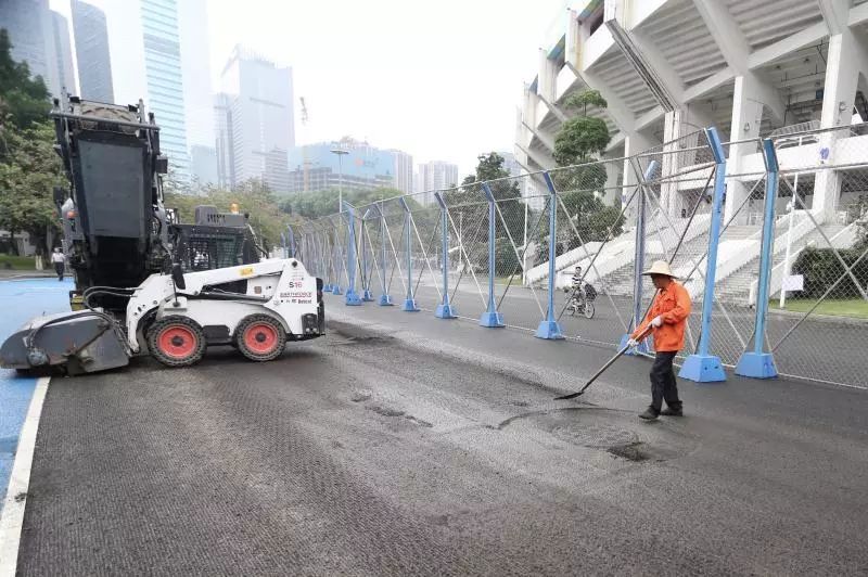 全国首条大型体育场外塑胶跑道正式启用长河产品为“跑者圣地”再添新亮点(图5)
