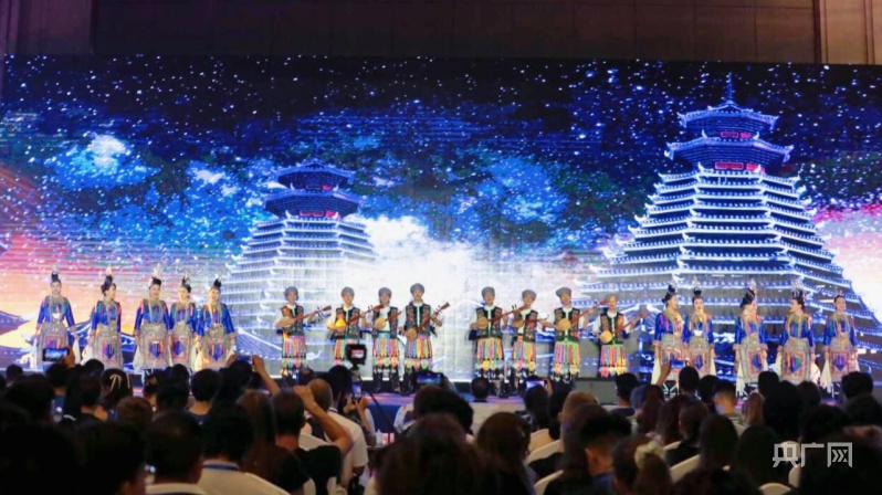 2024年国际攀联世界青年攀岩锦标赛在贵阳开幕(图2)