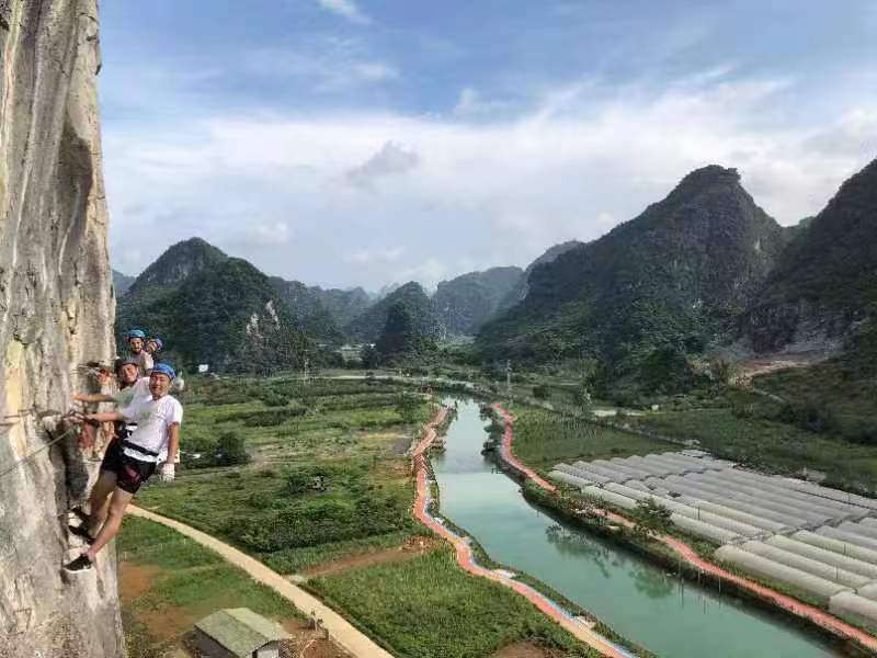 扎实推进文旅产业转型升级马山县打造攀岩特色体育小镇(图3)