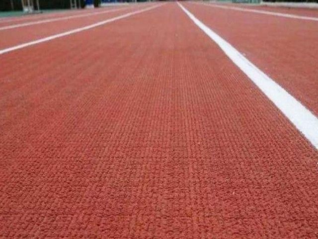 怎么选择适合的塑胶跑道？(图3)