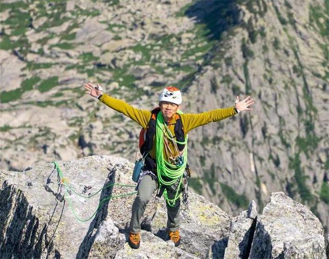 历山进己垂直向上始祖鸟国际攀岩山地课堂再次落地阳朔(图6)