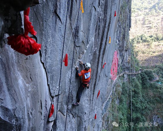 大理苍山石门关获评十大户外运动·登山目的地(图3)