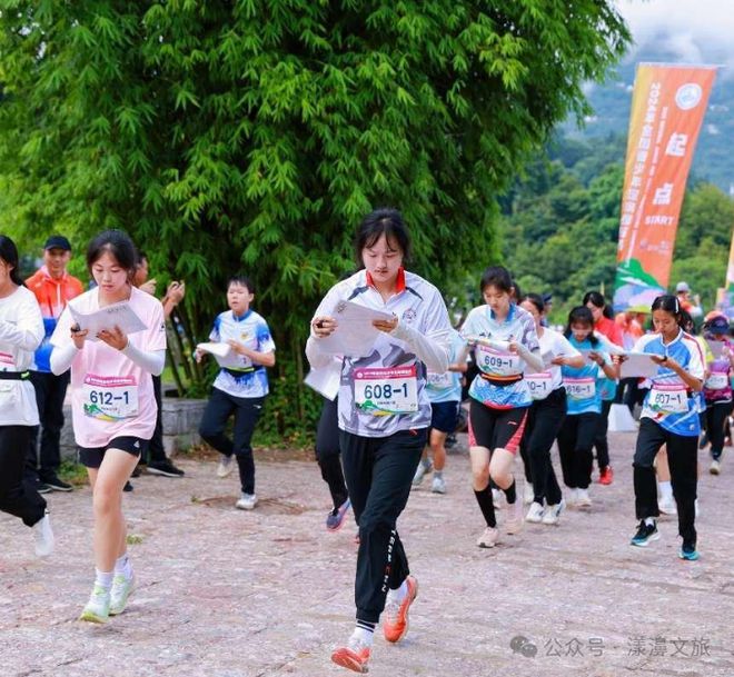 大理苍山石门关获评十大户外运动·登山目的地(图5)