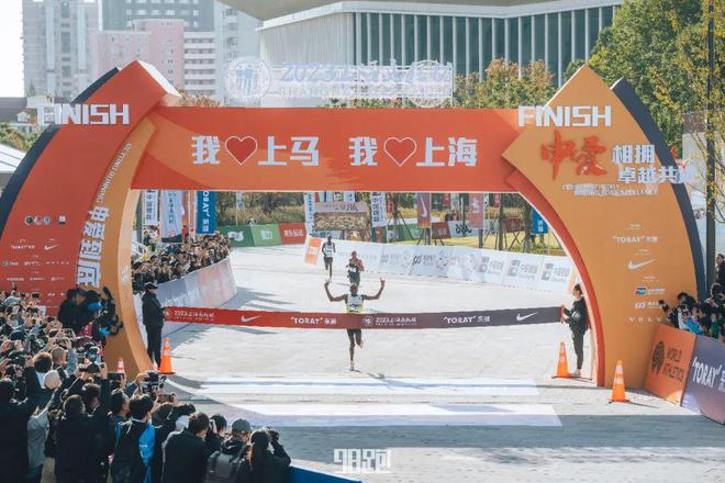 乌干达崛起的长跑王国(图14)