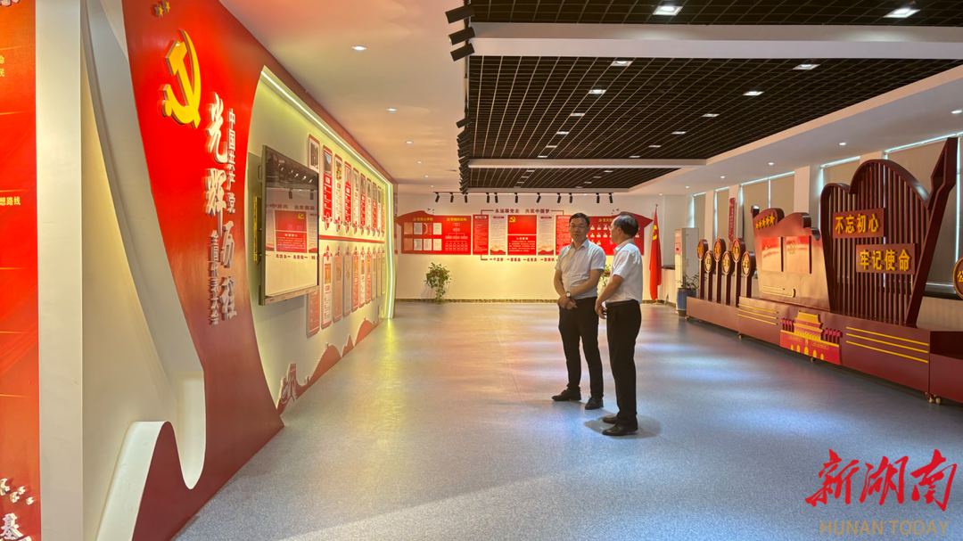 优冠体育：党建引领点燃高质量发展“红色引擎”(图2)