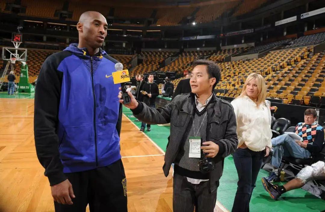 岩壁上挂满了逃离职场的打工人(图10)