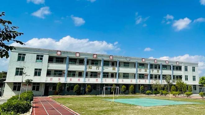揭阳榕城一小学存在塑胶跑道退化等问题！后续来了！(图3)