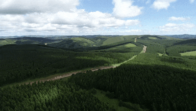 二人成队+三代坚守+四季无休+五层独楼=？(图12)