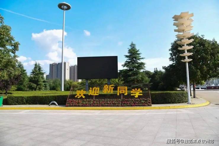 深圳山海丹华府(售楼处)2025首页网站山海丹华售楼中心配套_价格_户型_详情(图2)