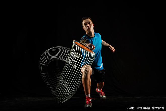 打羽毛球不只是挥拍那么简单！解锁健康与快乐的秘密(图2)