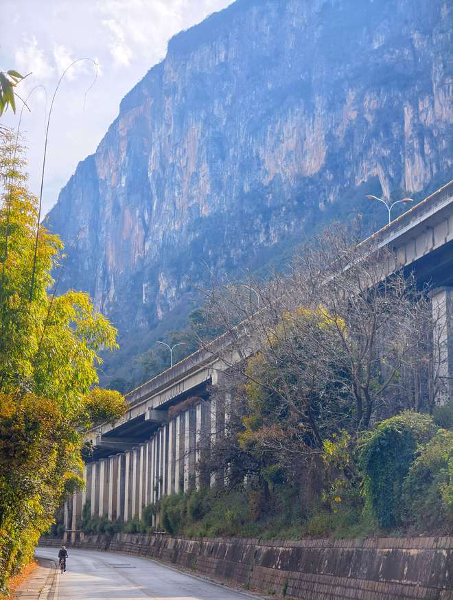 开屏观察｜在西山峭壁上攀岩会破坏自然景观吗？景区回应(图7)