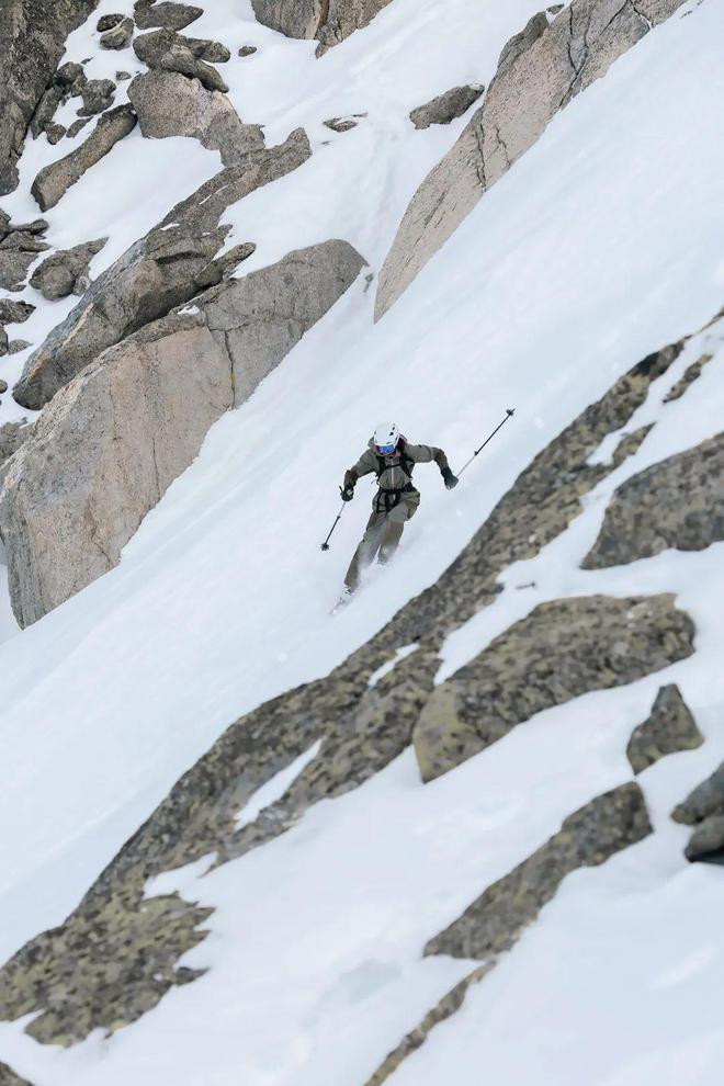 站出去看见她成为高山(图3)