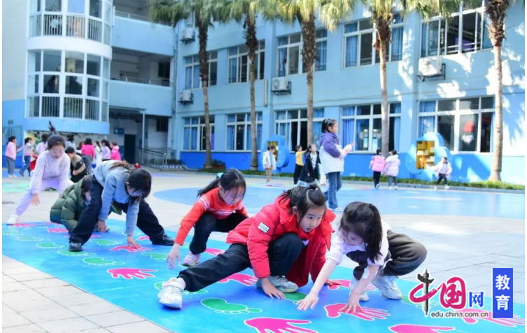 成都青羊：让课间15分钟奏响快乐校园生活“变奏曲”！(图8)