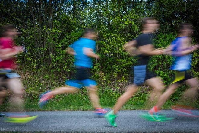 怎样跑步最健康：一周跑几次、一次跑多少公里？(图4)