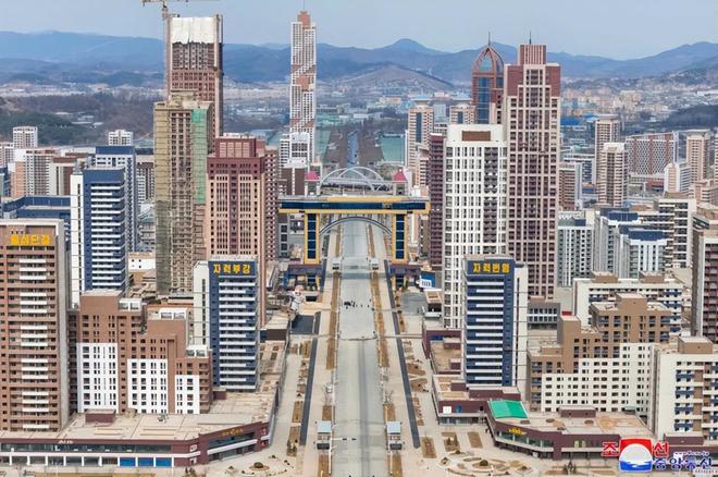 50000套公寓祝贺！朝鲜的现代化“民居”项目已基本建设完成