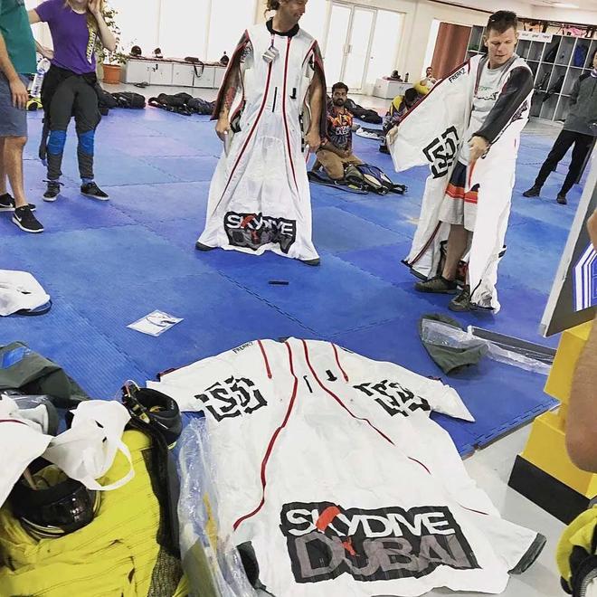 玩翼装飞行不是有勇气就能行(图5)