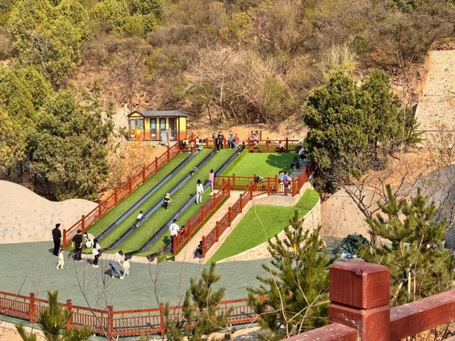 网红大滑梯、攀岩墙！京西这个郊野大公园人少景美还免费！(图5)