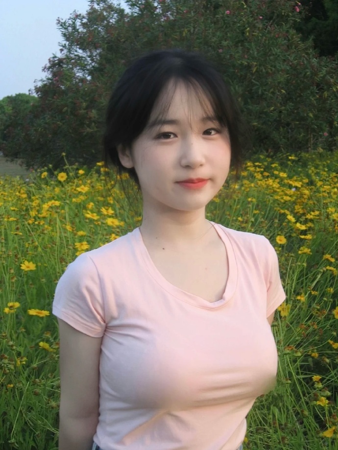 爸爸一边c女儿一边辅导作业