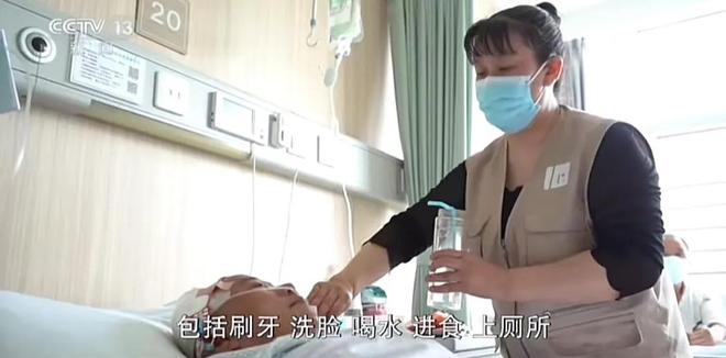 几家欢乐几家愁！医院“免陪护”试点6月全国推广评论区吵翻天(图5)