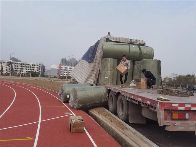 2025塑胶跑道制造商玉峰体育独特结构设计耐候性更突出