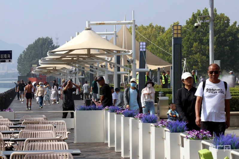 假期8“连”拍丨在这里跑出一条发光的“鱼”(图4)