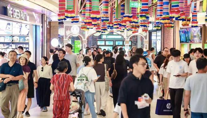 邂逅剧场、森林与星空？南翔印象城MEGA解锁“另一种生活”(图12)