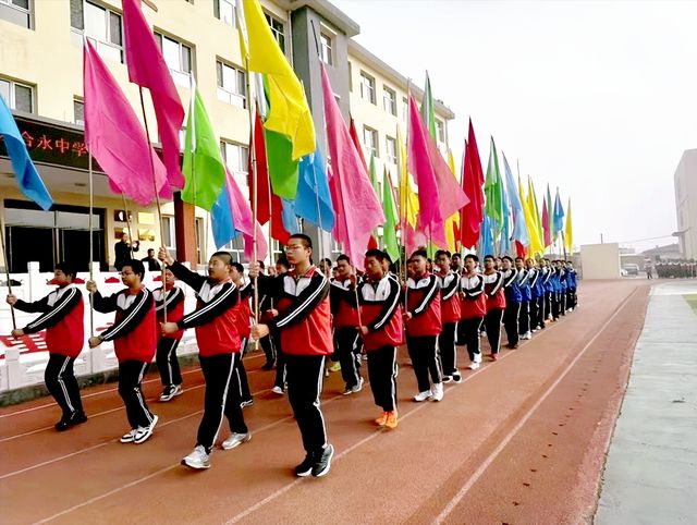 青春当“燃”赛场敢“闯”河北围场四合永中学2025年秋季运动会(图5)