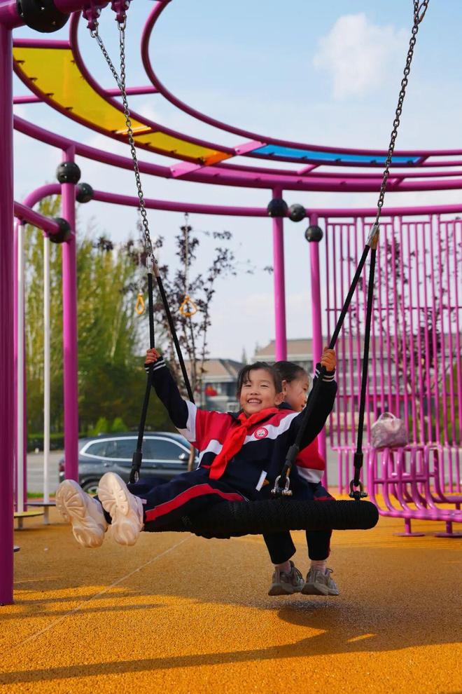 “这个新公园太好玩儿了！”(图6)