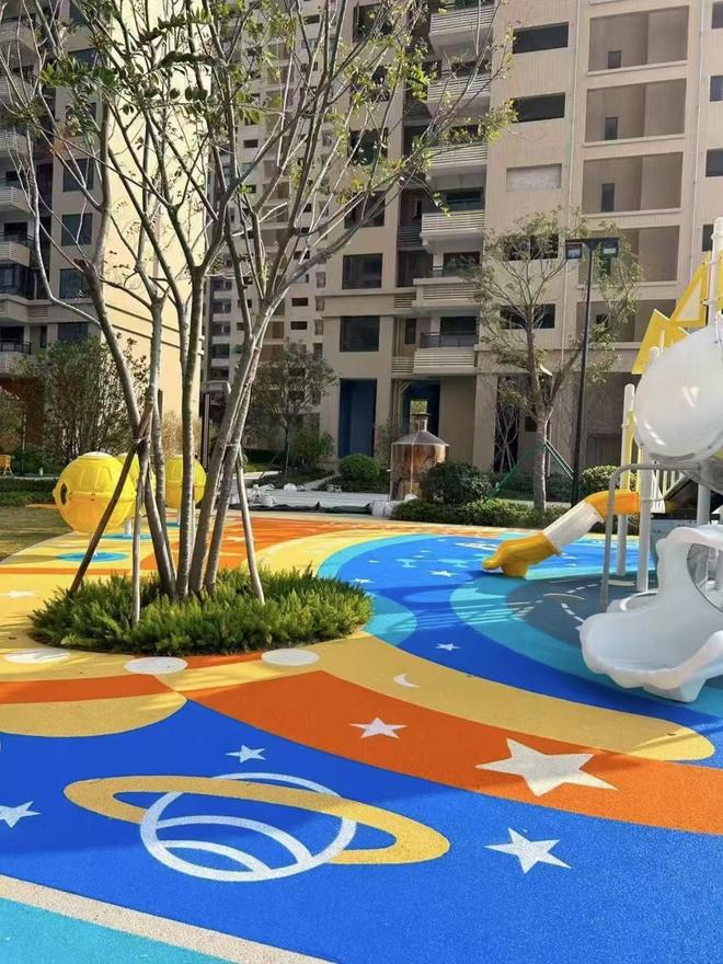 EPDM塑胶跑道的分类及适用场景解析