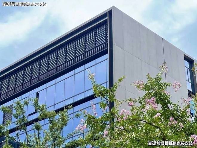 百度热搜@中融蓝城CoC理想城售楼处发布：理想城重塑高端生活(图6)