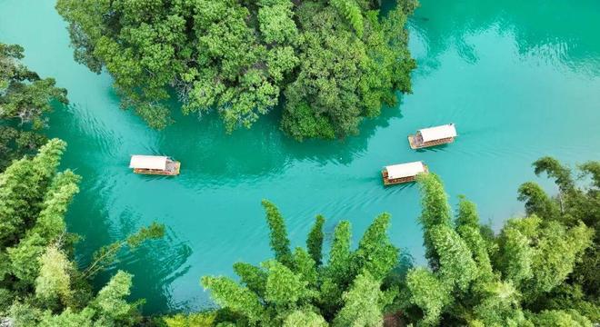 贵阳市政府新闻办举行“享暖冬趣罗甸”2025年黔南州罗甸县暖冬新玩法活动新闻发布会(图3)