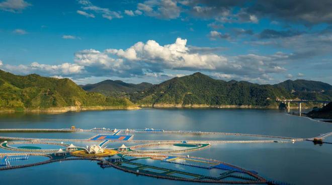 贵阳市政府新闻办举行“享暖冬趣罗甸”2025年黔南州罗甸县暖冬新玩法活动新闻发布会(图4)