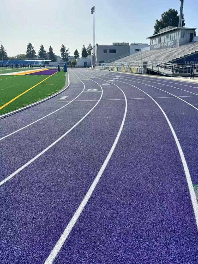 塑胶跑道摊铺厚度标准不同场地有讲究(图3)