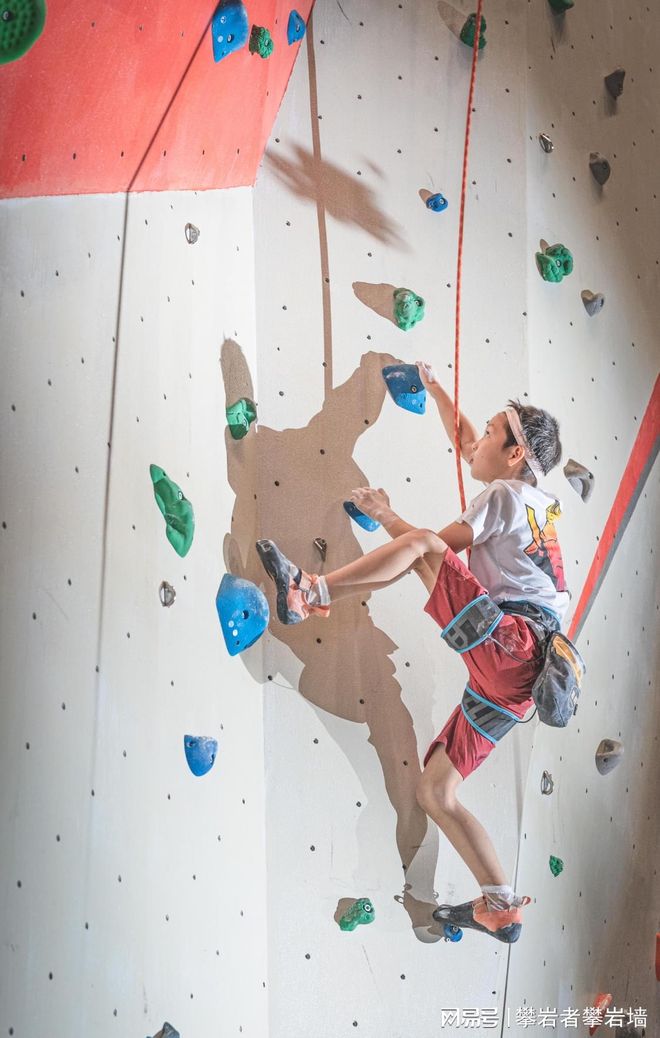 产品白皮书：攀岩墙的未来发展与灵活扩展性(图3)