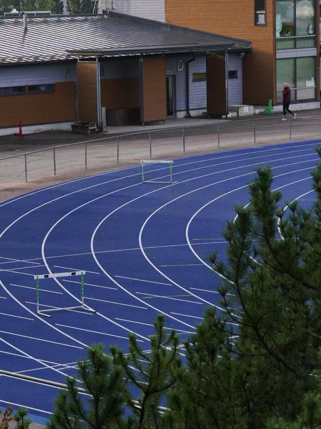 一分钟看懂：透气型塑胶跑道的“透气”秘诀(图3)