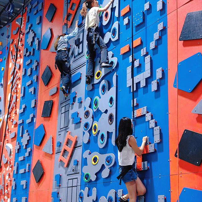 华韵游乐：创意攀岩馆不只是攀岩！华韵游乐设备源头工厂(图7)