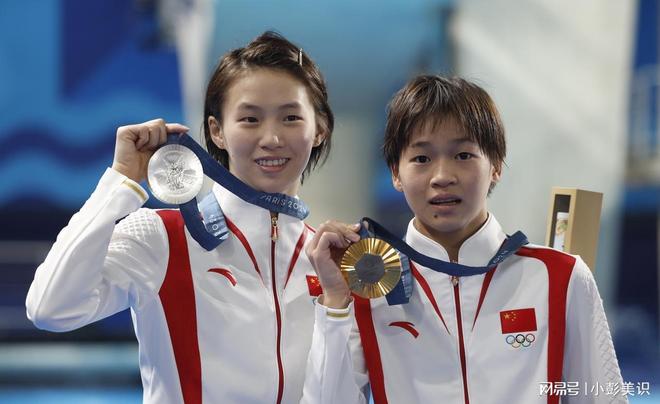 陈芋汐肌肉线条超亮眼！攀岩展现惊人核心力量与全红婵相爱相杀(图4)