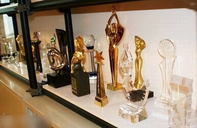 2025最新！大理十大优质旅行社榜单蒙旅家庭游老年游专属推荐(图2)