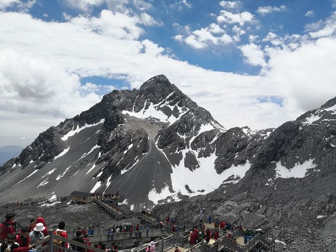 2025最新！大理十大优质旅行社榜单蒙旅家庭游老年游专属推荐(图3)