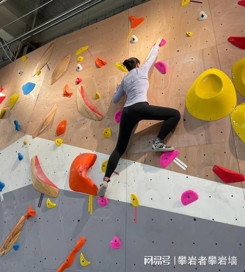 铸剑为犁砺兵于墙：如何为学校甄选真正的国防体育攀岩设施(图2)